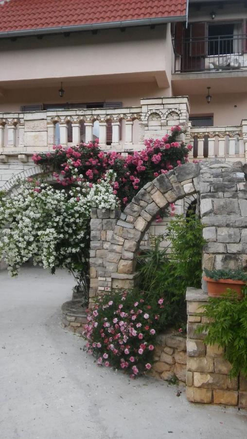 Ferienwohnung Ruza Skradin Exterior foto